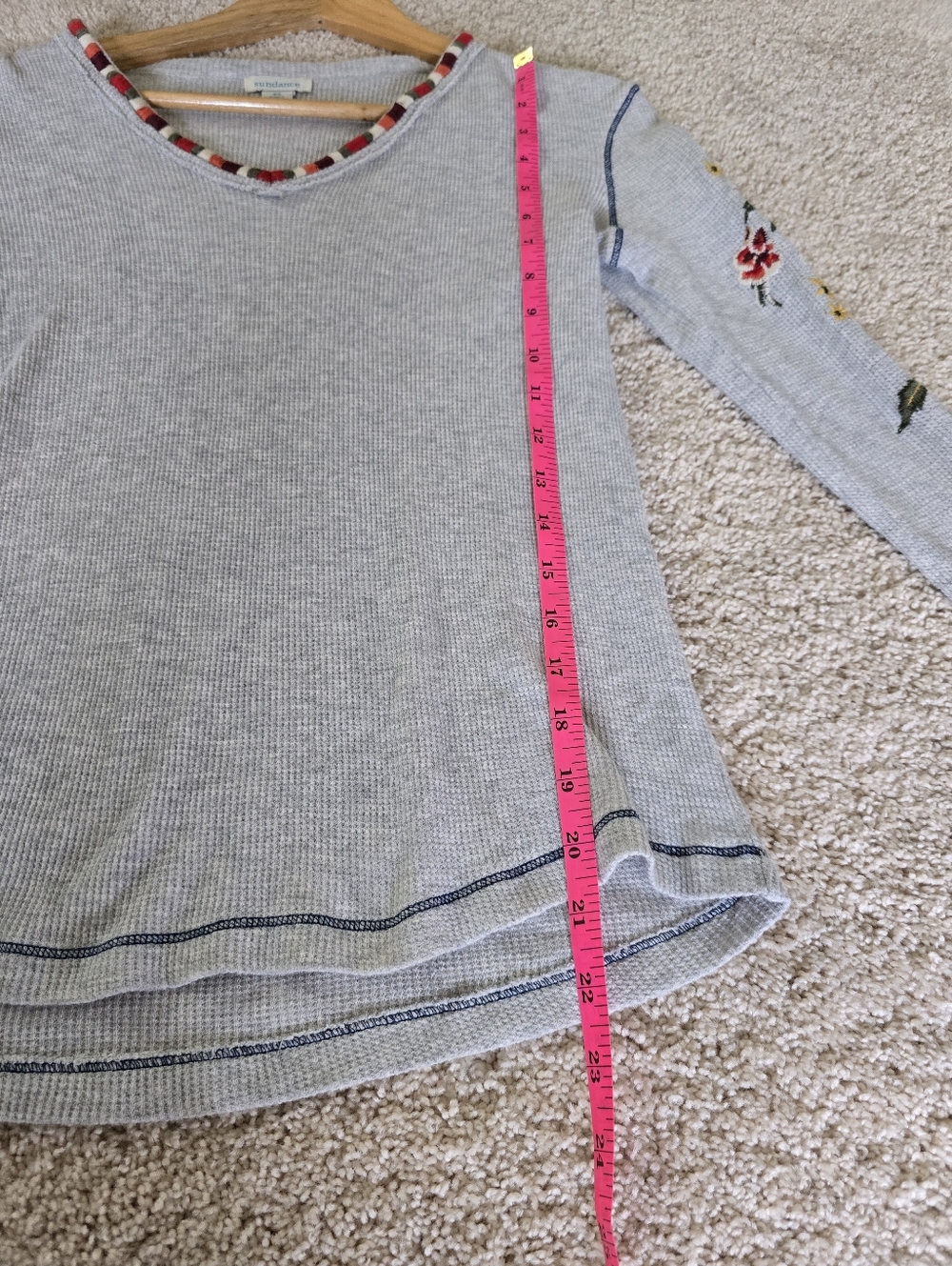 Sundance XS gray Floral Embroidered Thermal Long Sleeve Top - Picture 6 of 8